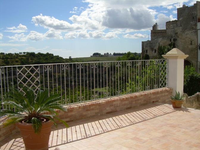 Il terrazzo, la gravina